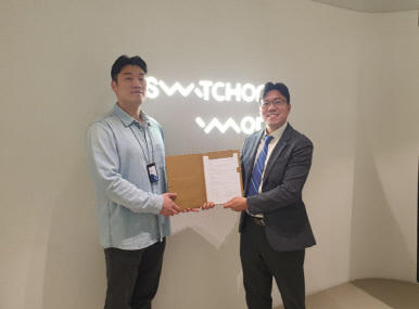 패션 크리에이터들를 위한 의류제조 플랫폼 '올댓핏'이 원단 플랫폼 '스와치온'과 함께 미국 시장 공략에 나선다. 엠파파 제공